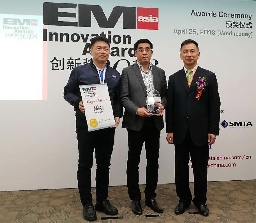 頒獎(jiǎng).jpg 頒獎(jiǎng).jpg